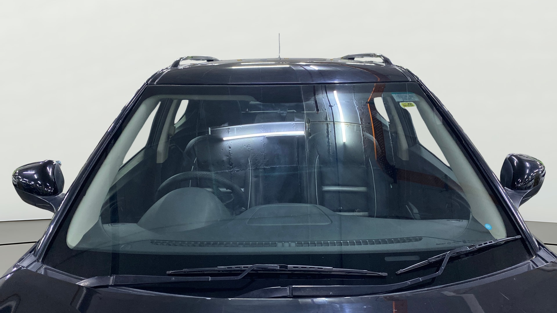 Used 2023 Mahindra XUV300 Used 2023 Mahindra XUV300