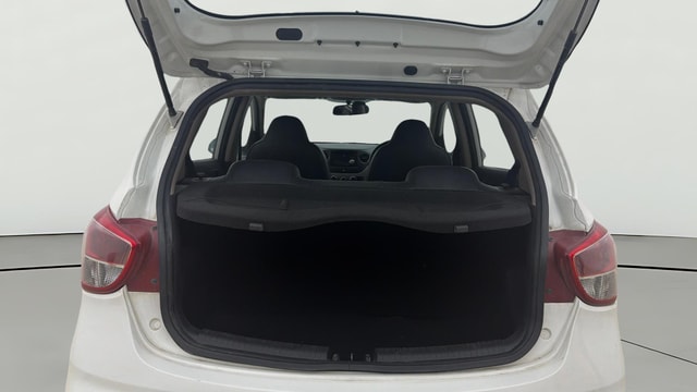 View Hyundai Grand i10 Image 36 Used Hyundai Grand i10 Image 36
