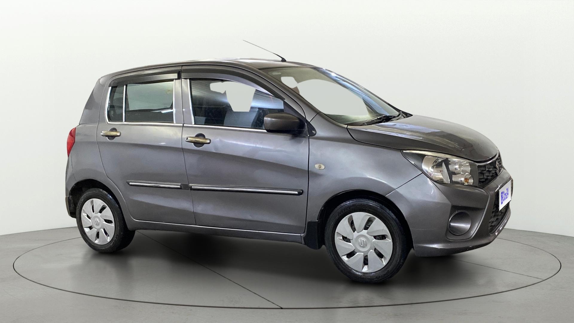 View 2018 Maruti Suzuki 1000 Base Variant Image 21 Used 2018 Maruti Suzuki 1000 Base Variant Image 21