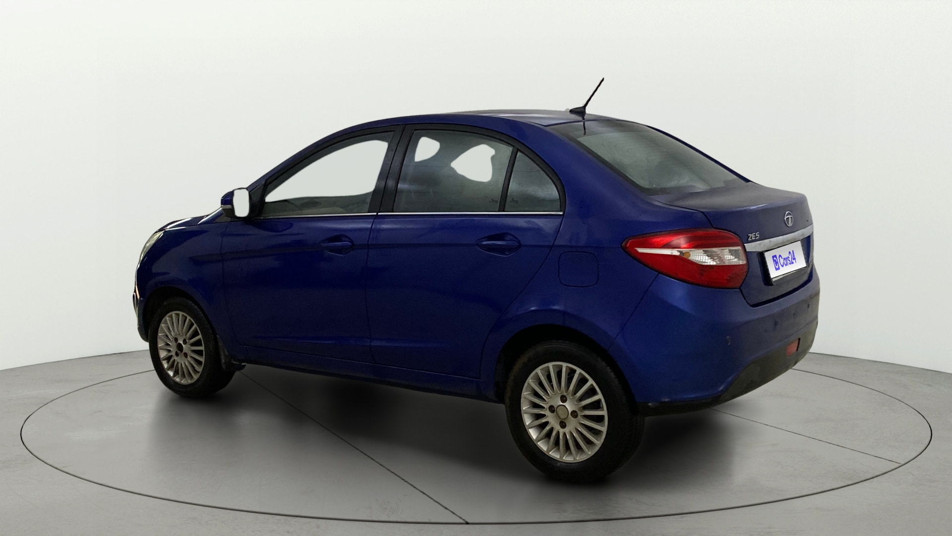 View 2015 Tata Zest XT Petrol Image 2 Used 2015 Tata Zest XT Petrol Image 2