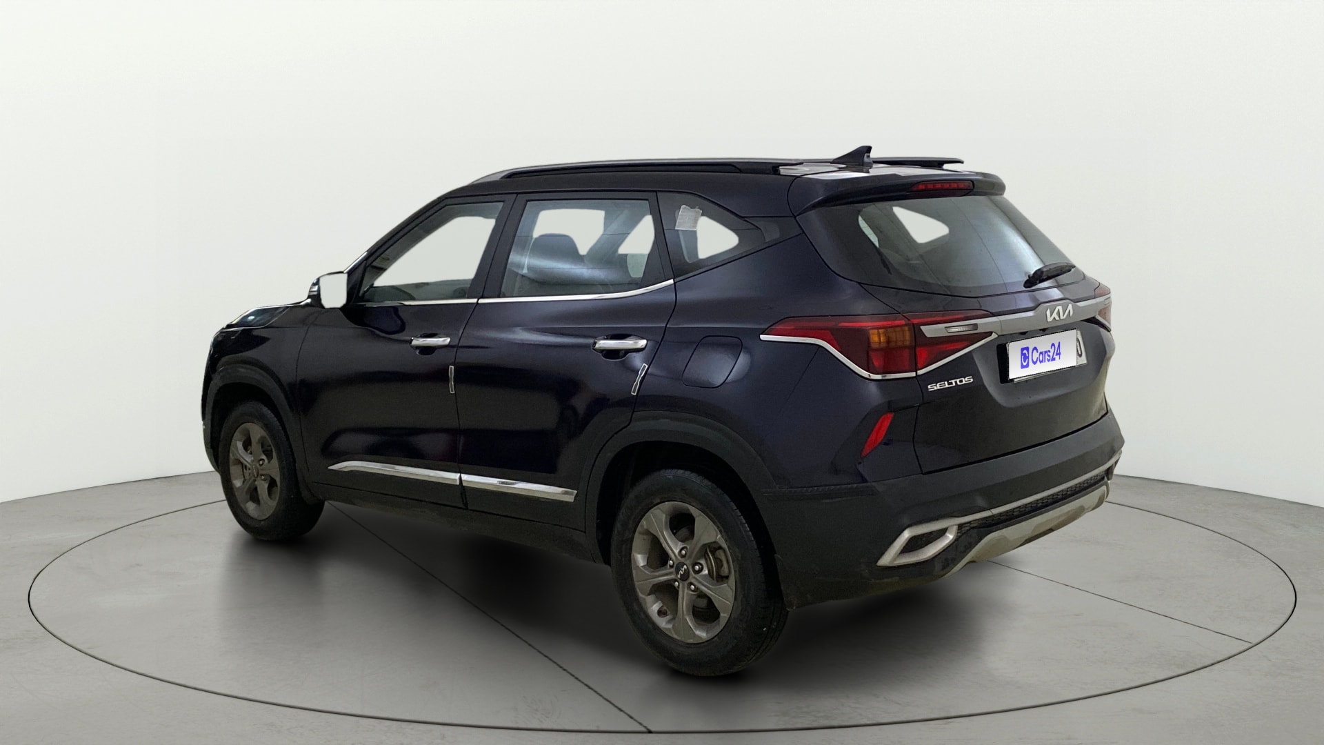 View 2022 Kia Seltos D1.5 CRDI VGT 6MT HTK Plus Image 2 Used 2022 Kia Seltos D1.5 CRDI VGT 6MT HTK Plus Image 2