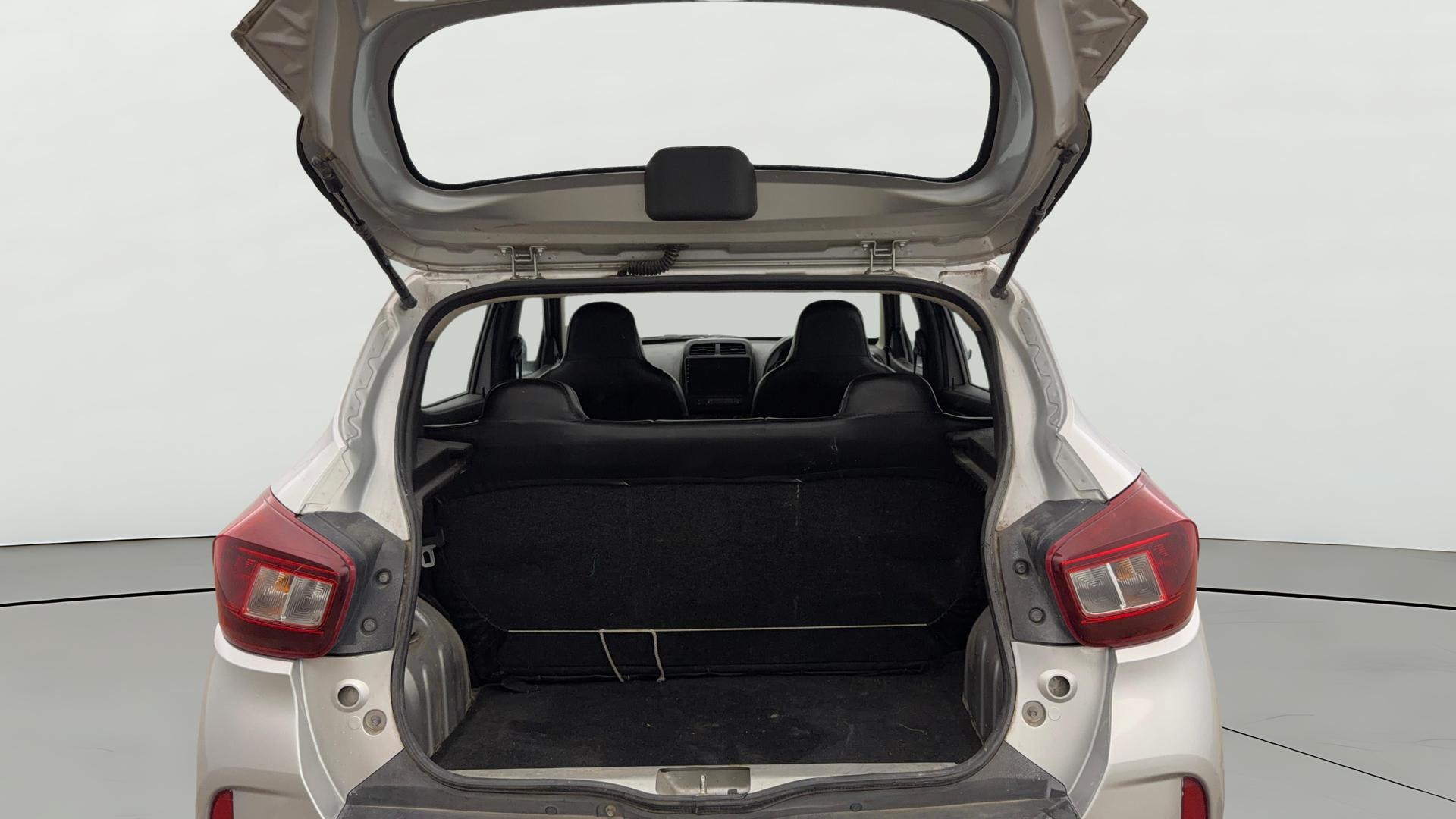 View 2022 Renault Kwid RXL Image 37 Used 2022 Renault Kwid RXL Image 37