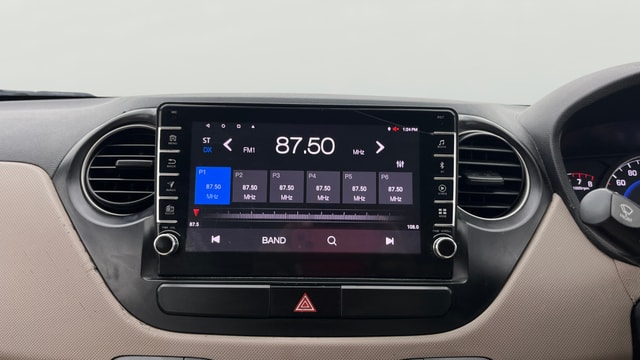 View Hyundai Grand i10 Image 17 Used Hyundai Grand i10 Image 17