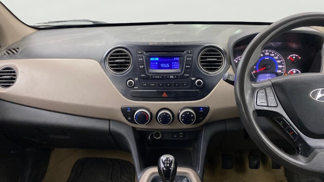 View Hyundai Grand i10 Image 17 Used Hyundai Grand i10 Image 17