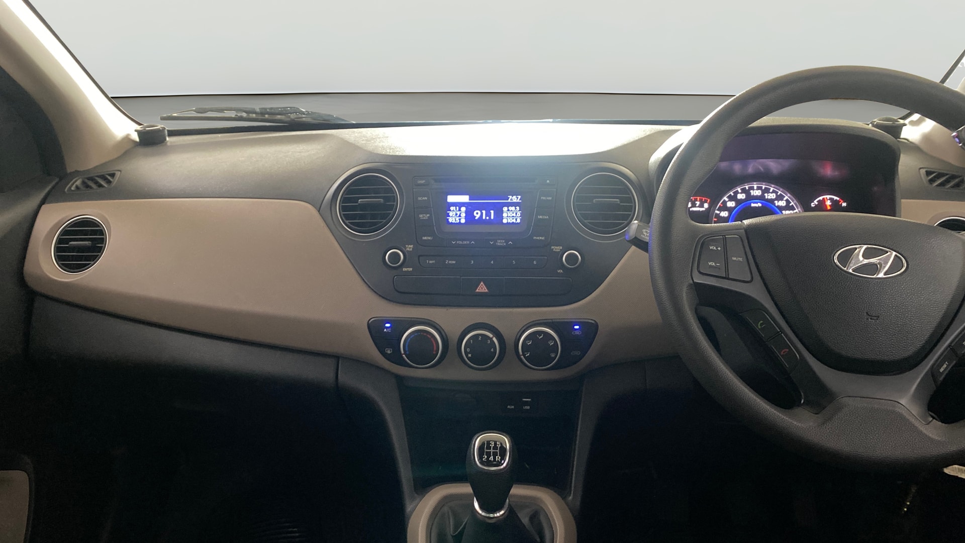 Used 2017 Hyundai Grand i10 Used 2017 Hyundai Grand i10