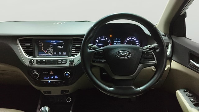 View Hyundai Verna Image 13 Used Hyundai Verna Image 13