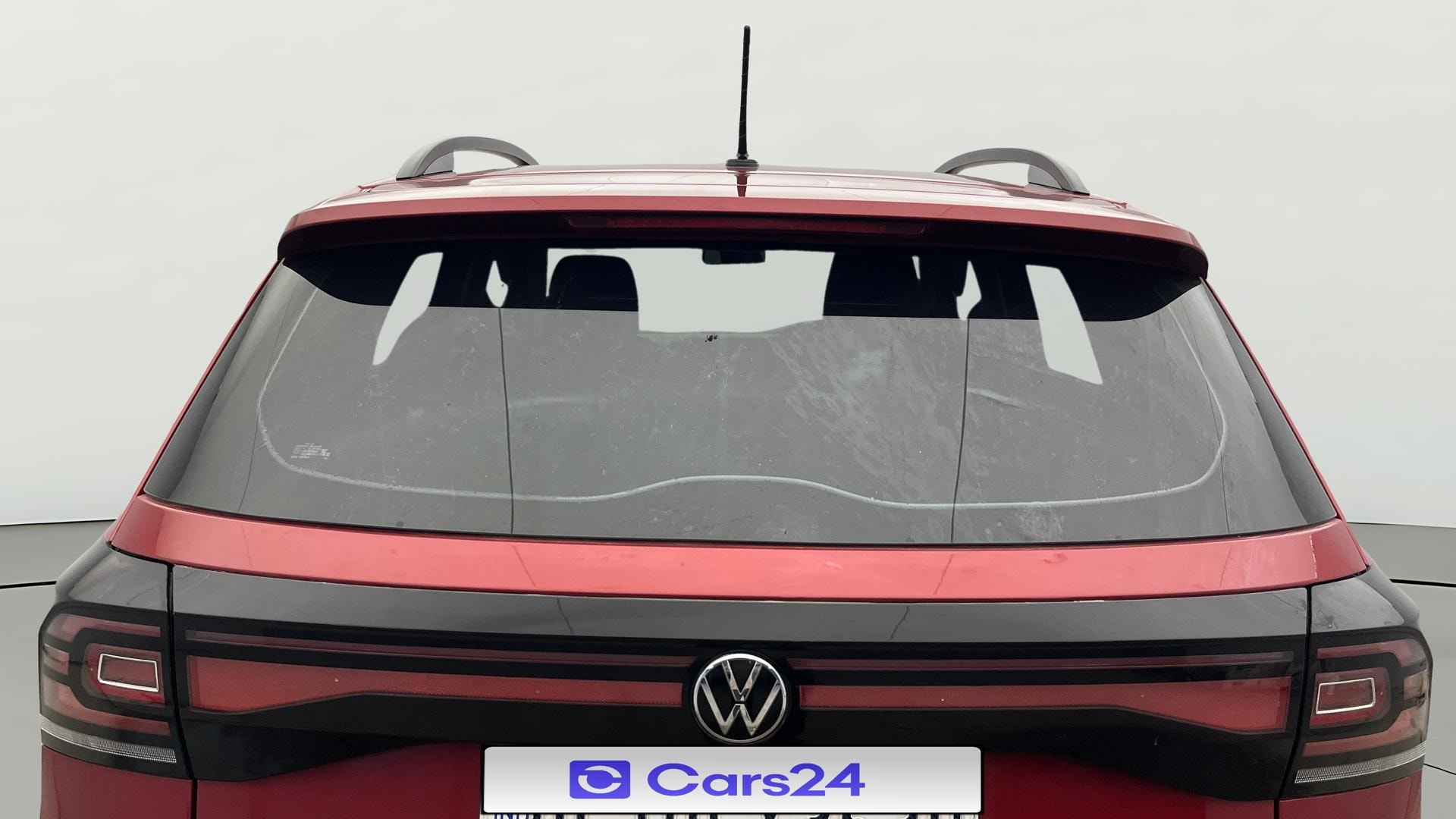 View 2024 Volkswagen Taigun 1.0 TSI Comfortline MT Image 4 Used 2024 Volkswagen Taigun 1.0 TSI Comfortline MT Image 4