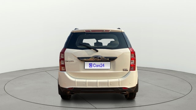 View Mahindra XUV500 Image 43 Used Mahindra XUV500 Image 43