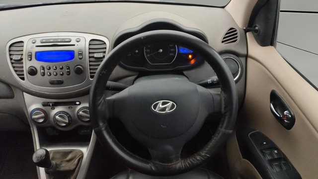 View Hyundai i10 Image 12 Used Hyundai i10 Image 12