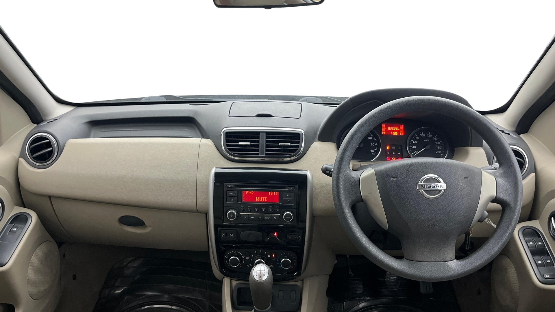 View 2015 Nissan Terrano XL P Image 29 Used 2015 Nissan Terrano XL P Image 29