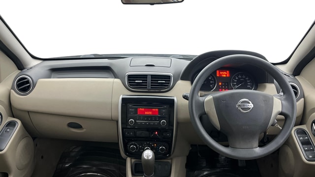 View Nissan Terrano Image 29 Used Nissan Terrano Image 29