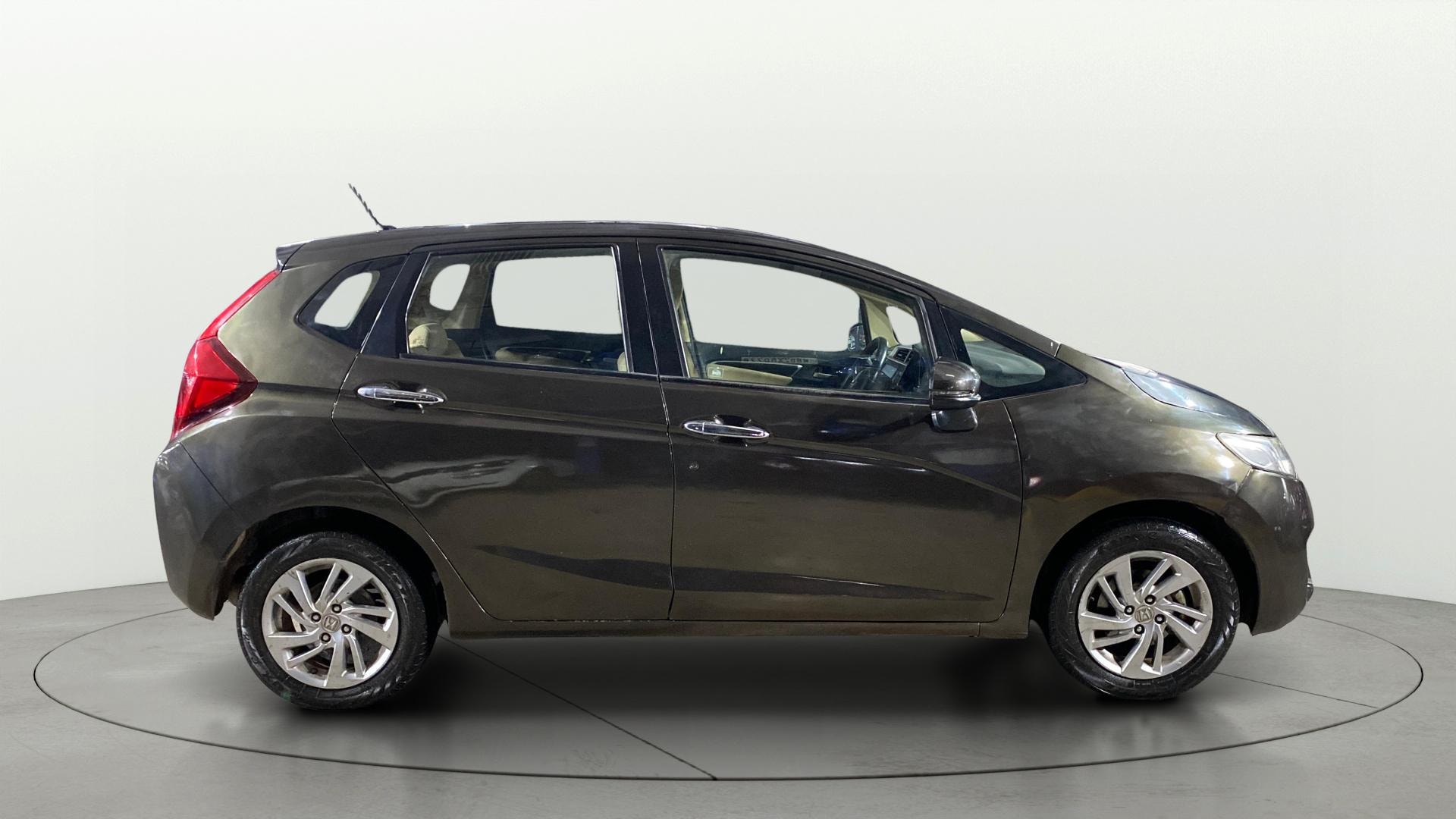 View 2020 Honda Jazz E MT Diesel Image 8 Used 2020 Honda Jazz E MT Diesel Image 8