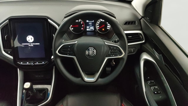 View MG Hector Image 20 Used MG Hector Image 20