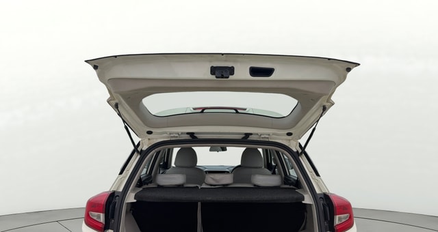 View Mahindra XUV300 Image 16 Used Mahindra XUV300 Image 16