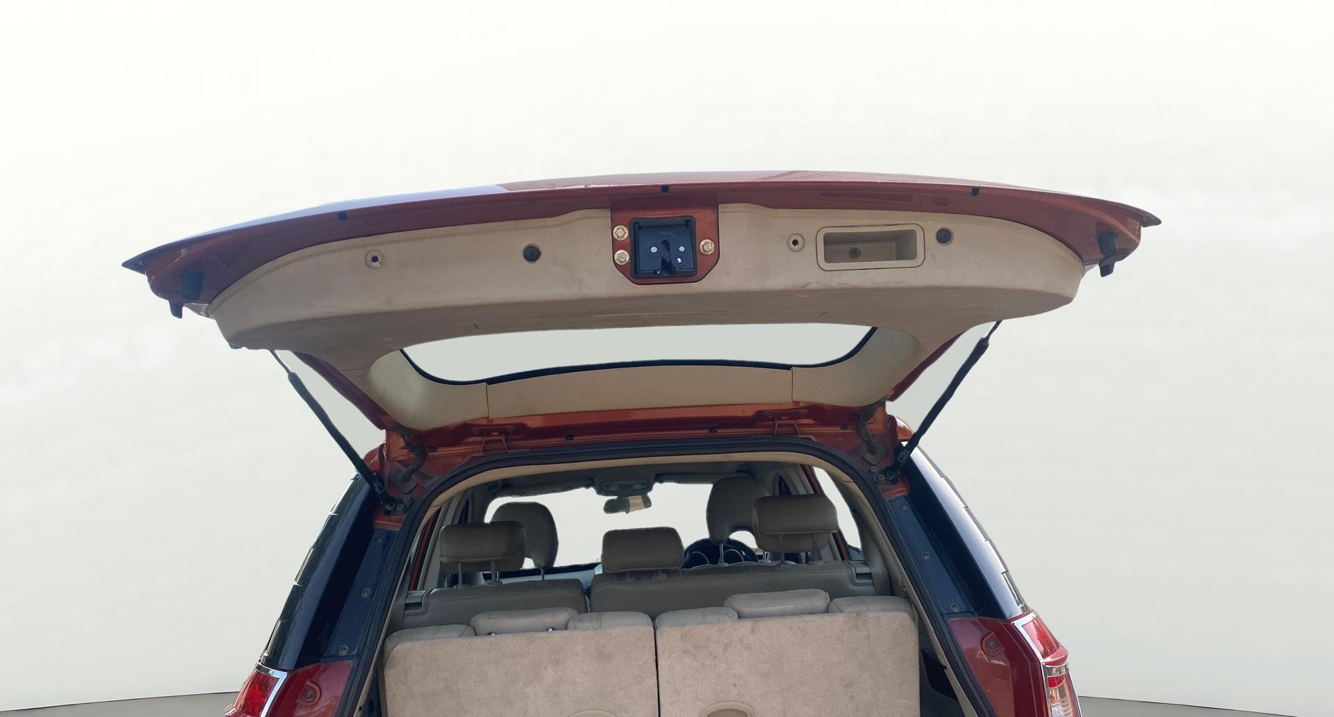 View 2017 Mahindra XUV500 W10 FWD AT Image 33 Used 2017 Mahindra XUV500 W10 FWD AT Image 33