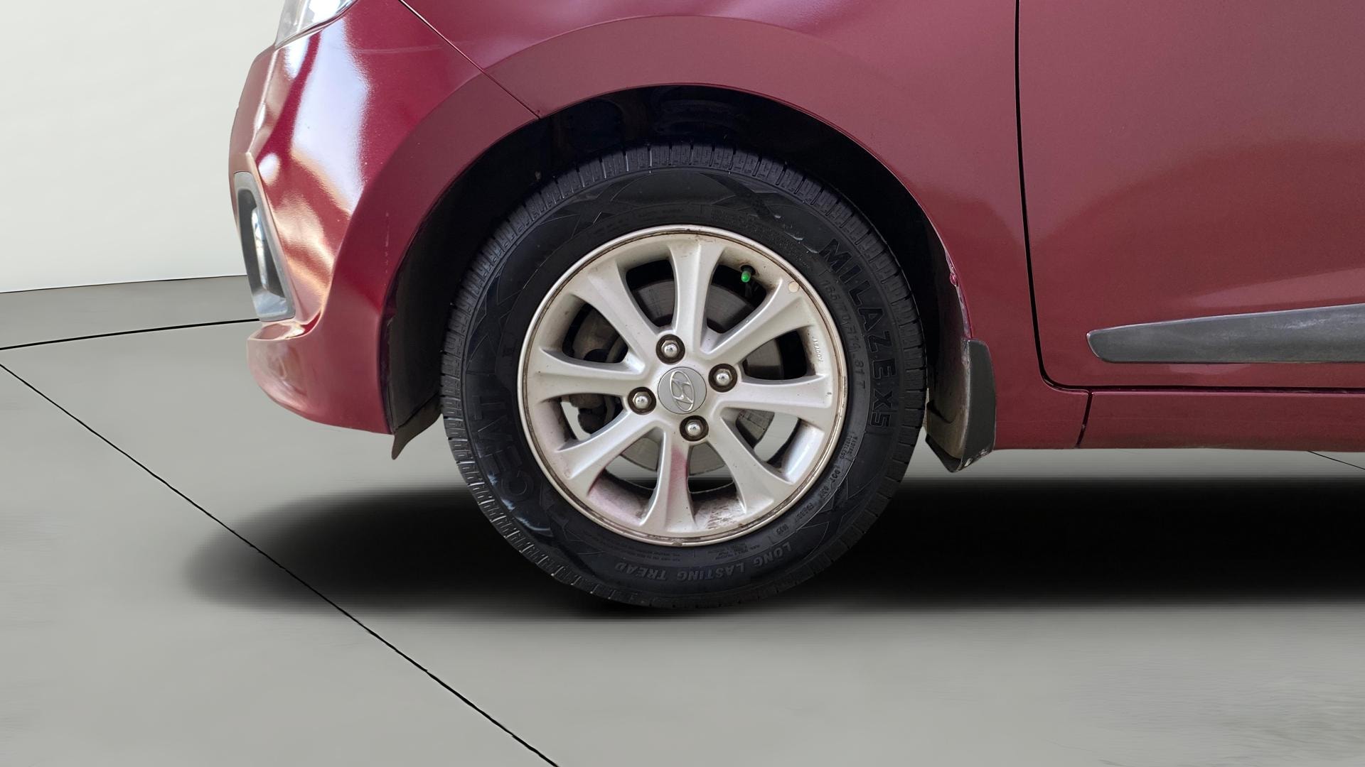 View 2015 Hyundai Grand i10 Asta AT 1.2 Kappa VTVT Image 27 Used 2015 Hyundai Grand i10 Asta AT 1.2 Kappa VTVT Image 27