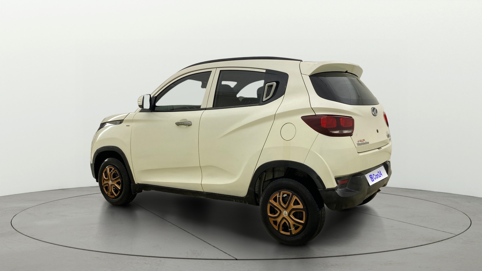 Used 2016 Mahindra KUV100 Used 2016 Mahindra KUV100