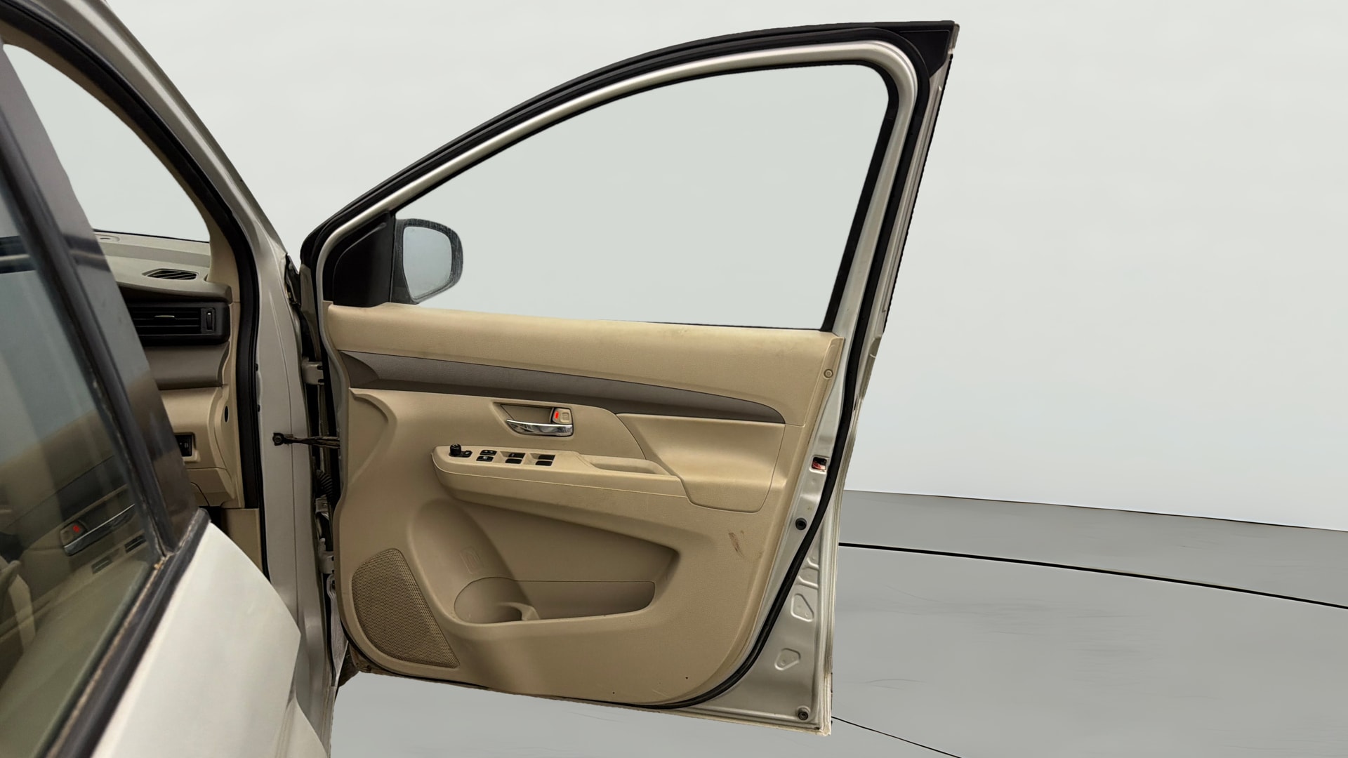 View 2020 Maruti Suzuki 1000 Base Variant Image 44 Used 2020 Maruti Suzuki 1000 Base Variant Image 44