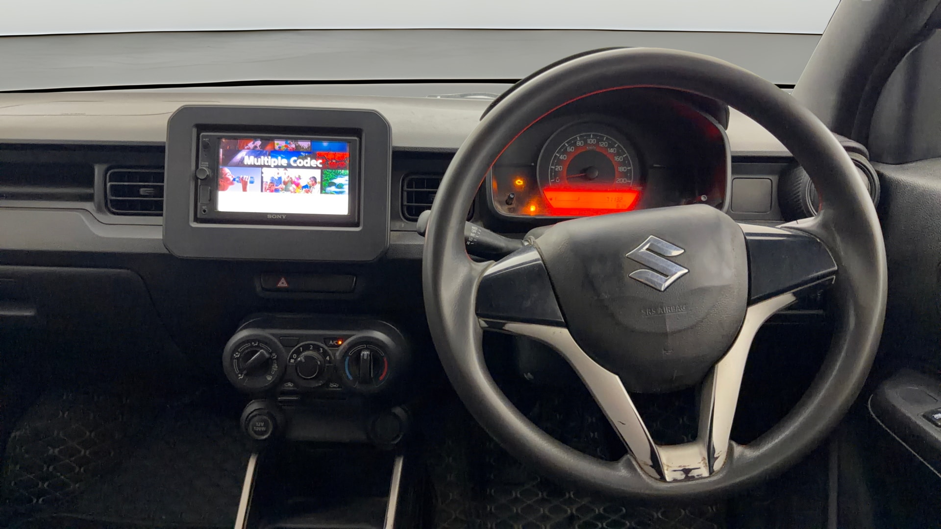 View 2019 Maruti Suzuki 1000 Base Variant Image 20 Used 2019 Maruti Suzuki 1000 Base Variant Image 20