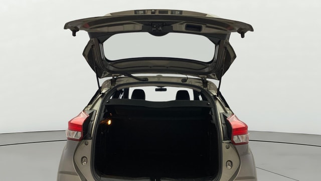 View Nissan Kicks Image 16 Used Nissan Kicks Image 16