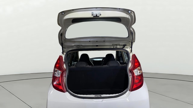 View Hyundai EON Image 36 Used Hyundai EON Image 36