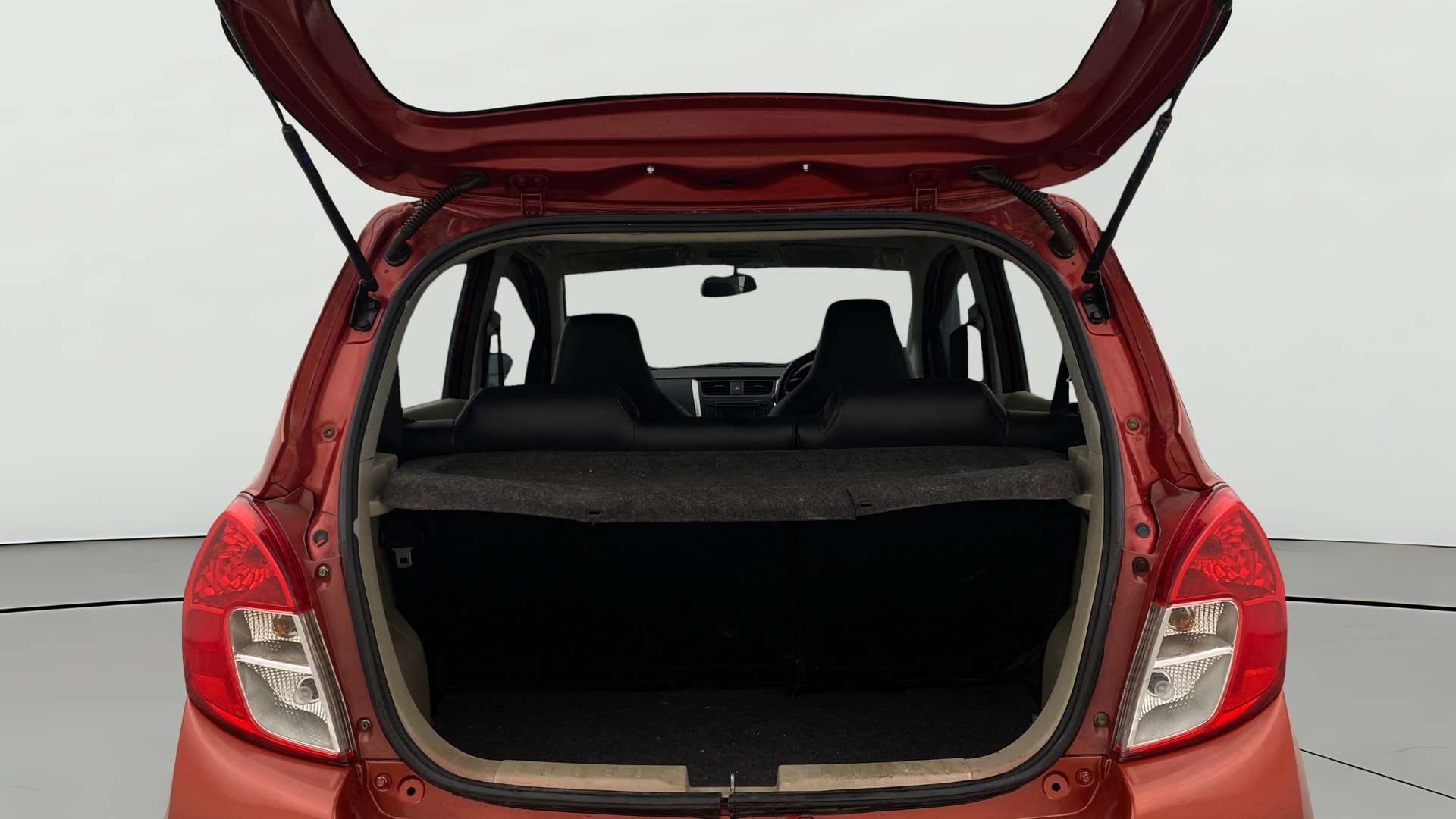 View 2018 Maruti Suzuki 1000 Base Variant Image 36 Used 2018 Maruti Suzuki 1000 Base Variant Image 36