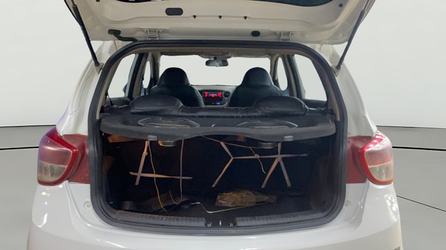 View Hyundai Grand i10 Image 36 Used Hyundai Grand i10 Image 36