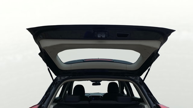View Mahindra XUV300 Image 17 Used Mahindra XUV300 Image 17