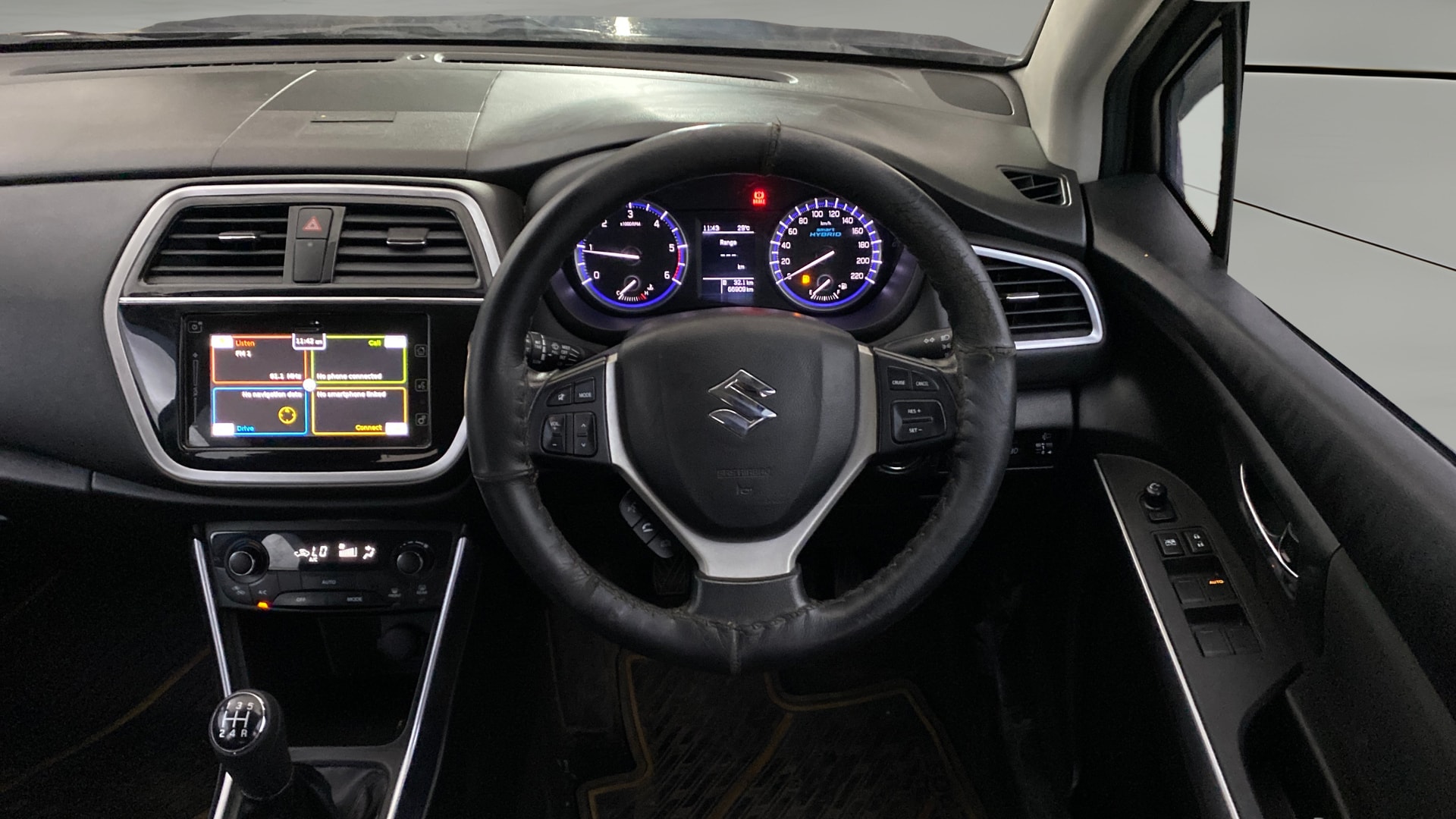View 2018 Maruti Suzuki 1000 Base Variant Image 21 Used 2018 Maruti Suzuki 1000 Base Variant Image 21