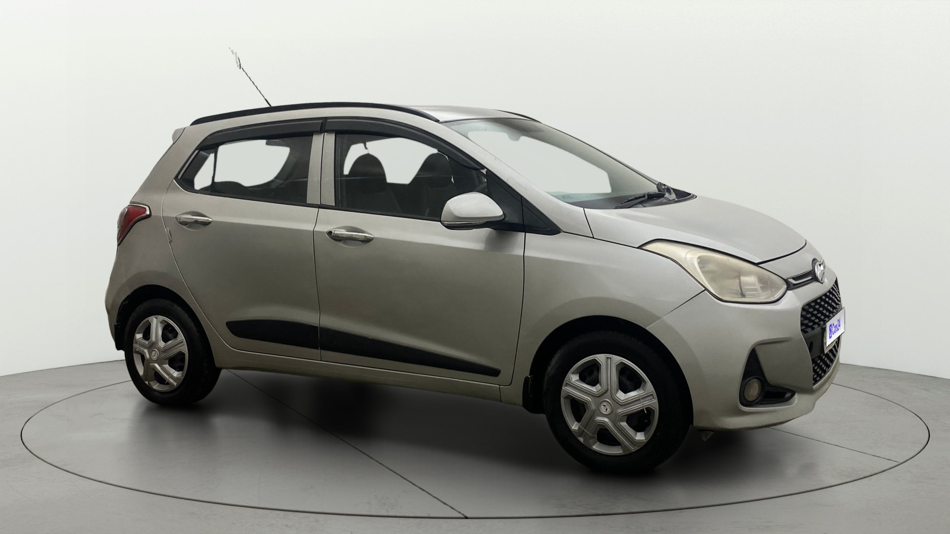 View 2017 Hyundai Grand i10 1.2 Sportz(O) Petrol Image 37 Used 2017 Hyundai Grand i10 1.2 Sportz(O) Petrol Image 37