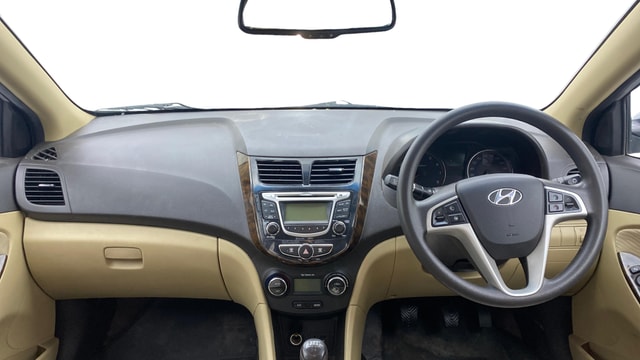View Hyundai Fluidic Verna Image 15 Used Hyundai Fluidic Verna Image 15