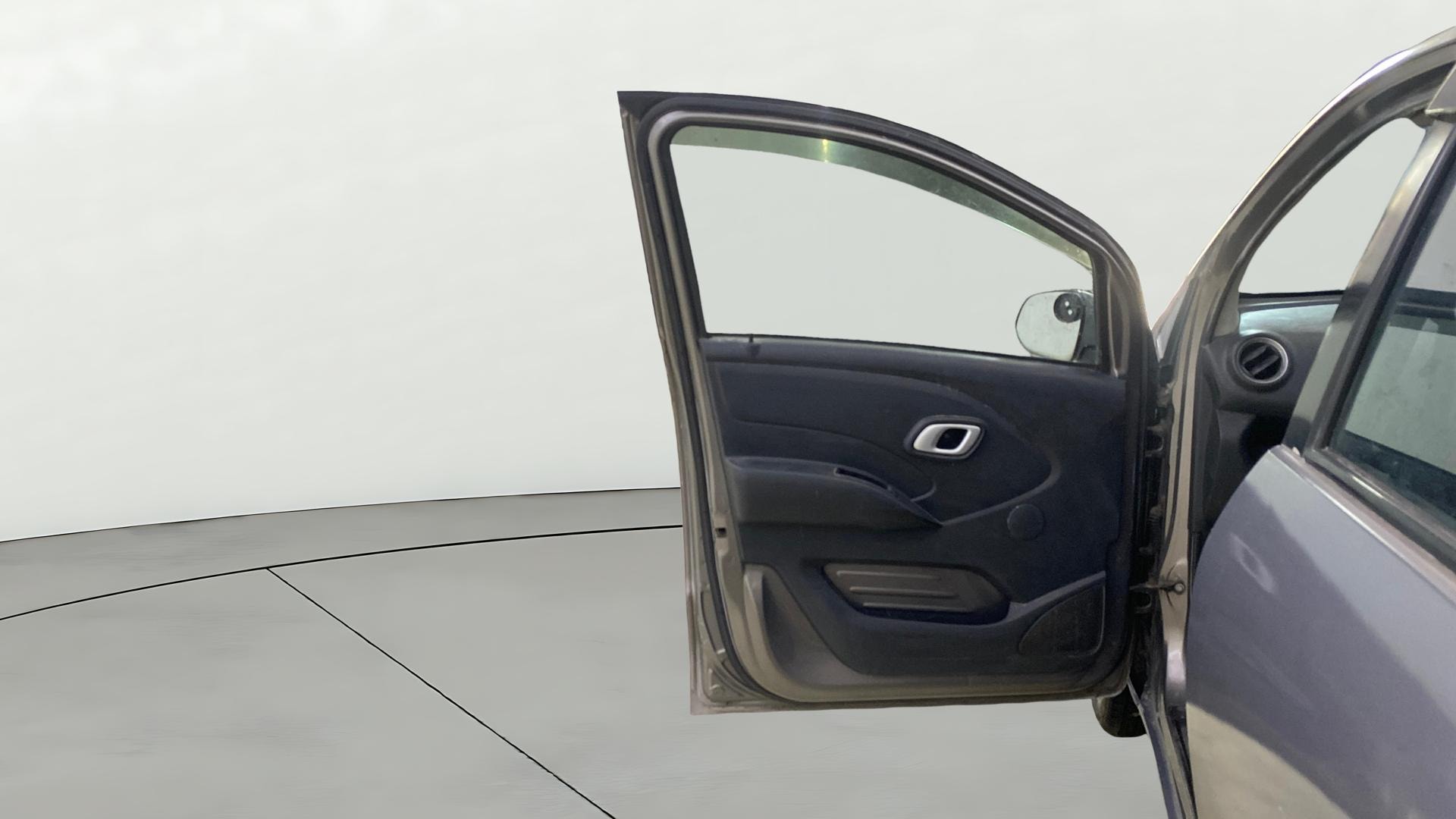 View 2018 Datsun Redi GO T(O)-0.8L BS IV Image 30 Used 2018 Datsun Redi GO T(O)-0.8L BS IV Image 30