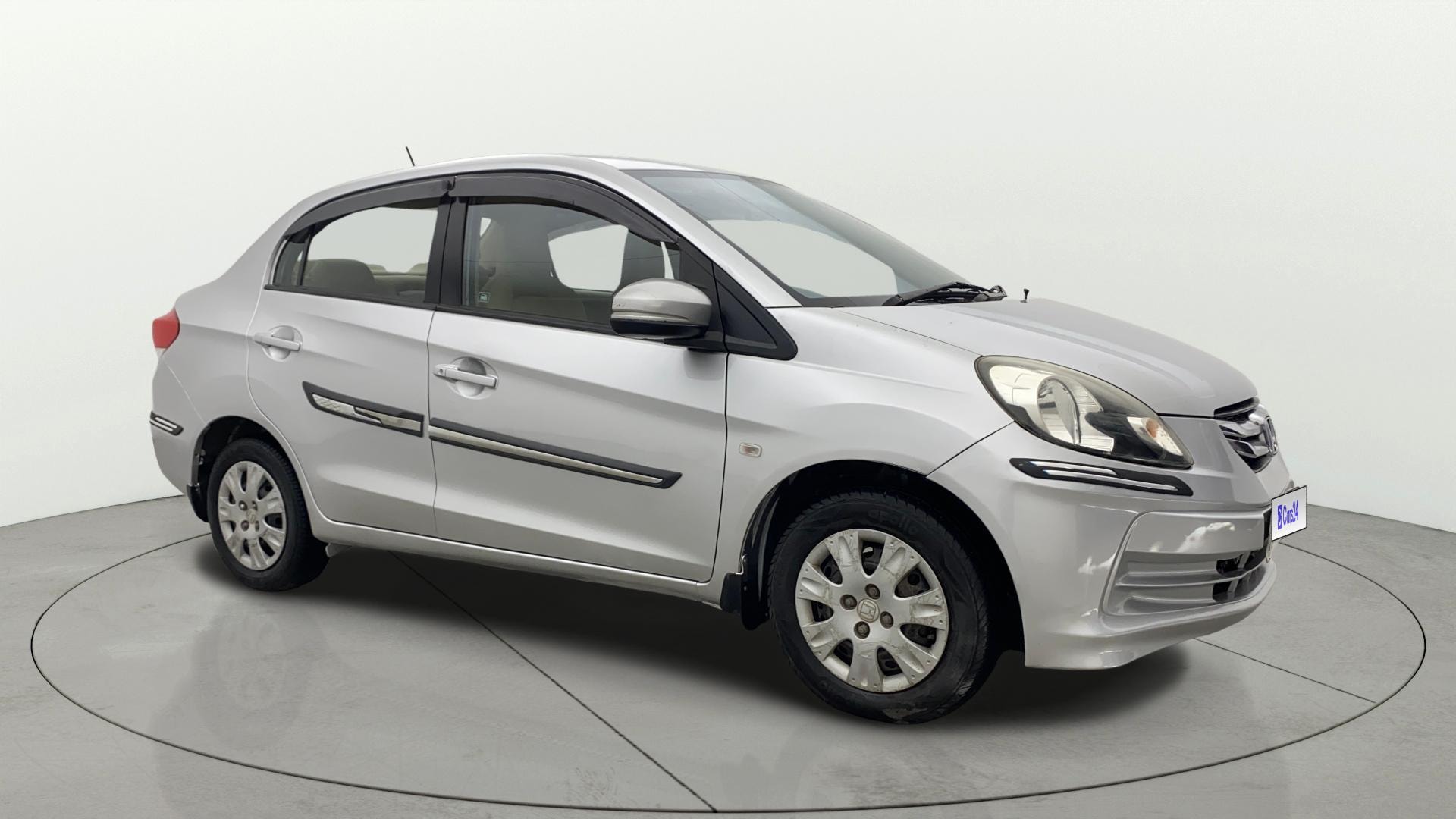 View 2015 Honda Amaze E MT Petrol BS IV Image 35 Used 2015 Honda Amaze E MT Petrol BS IV Image 35
