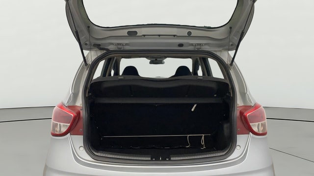 View Hyundai Grand i10 Image 38 Used Hyundai Grand i10 Image 38