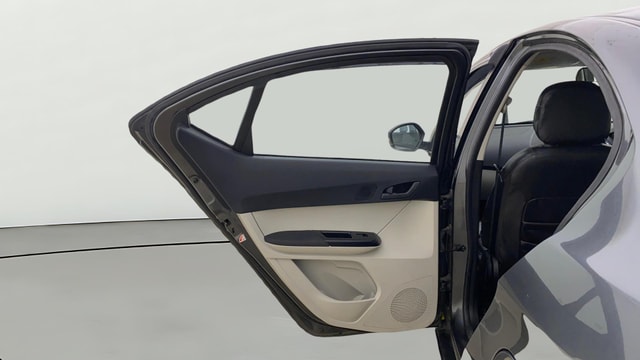 View Tata Tigor Image 22 Used Tata Tigor Image 22