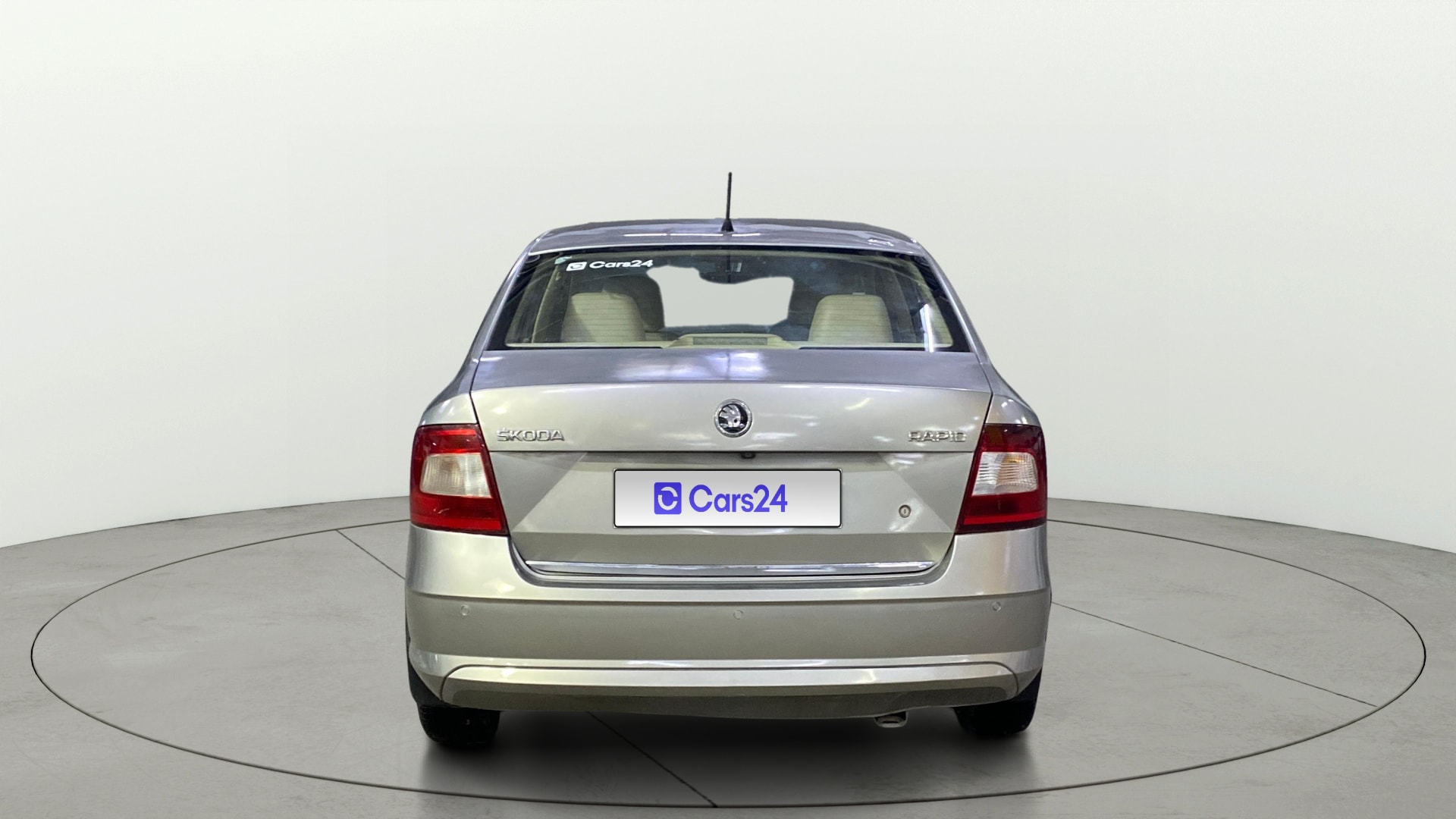 View 2018 Skoda Rapid 1.5 TDI CR Style AT BS IV Image 40 Used 2018 Skoda Rapid 1.5 TDI CR Style AT BS IV Image 40