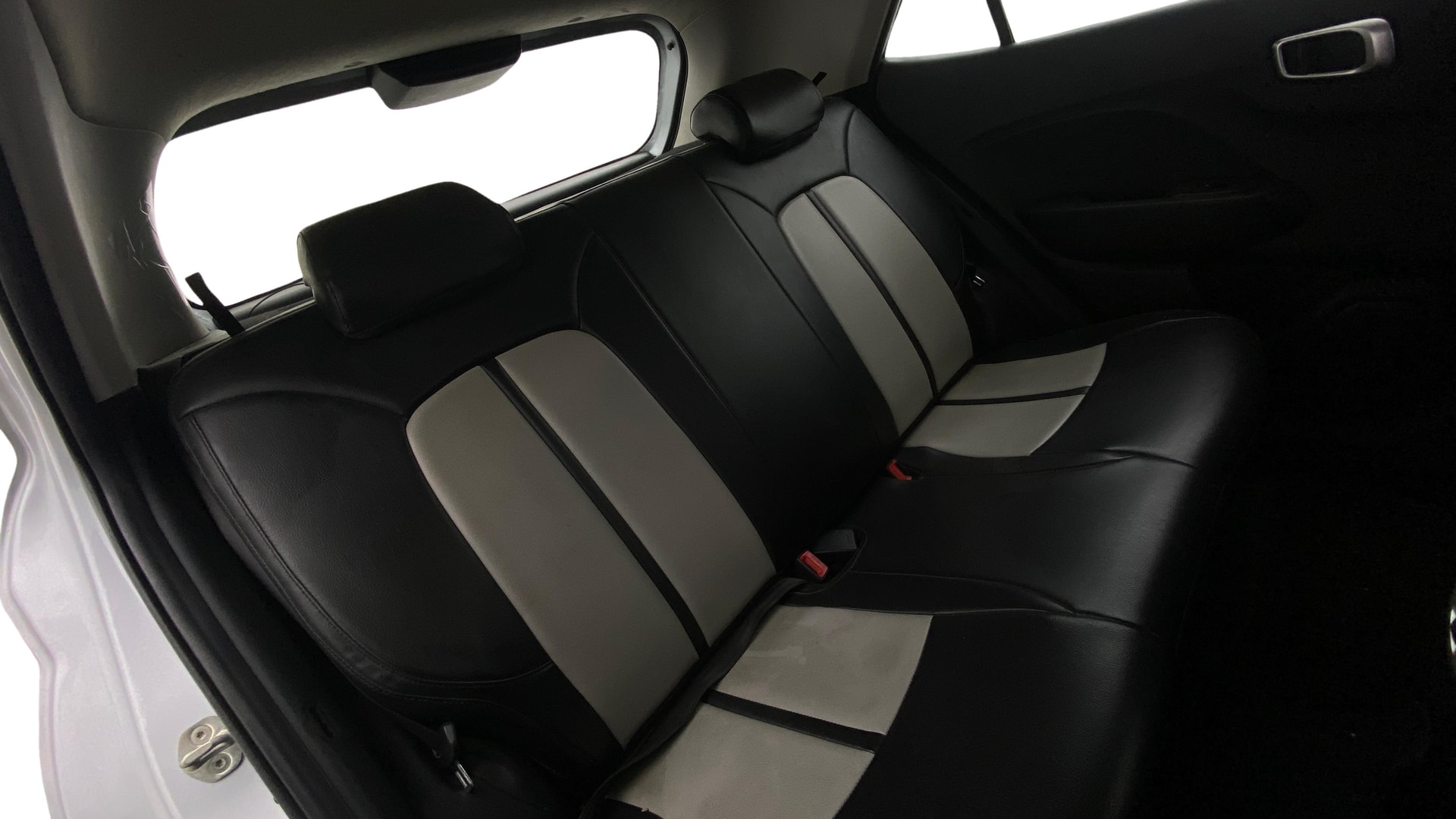 View 2019 Hyundai Venue SX Plus 1.0 Petrol AT Image 31 Used 2019 Hyundai Venue SX Plus 1.0 Petrol AT Image 31