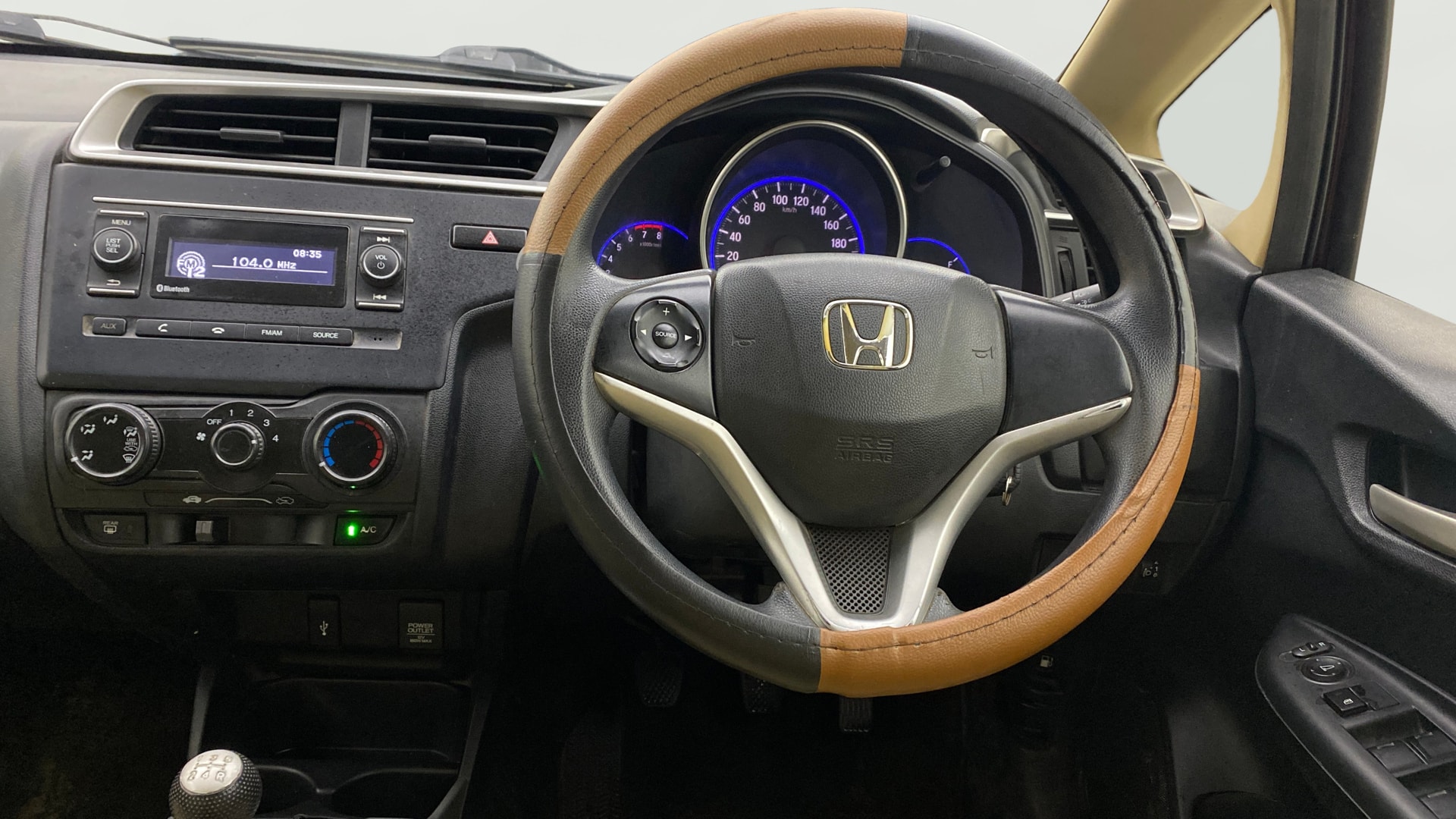 View 2017 Honda Jazz E MT Diesel Image 12 Used 2017 Honda Jazz E MT Diesel Image 12