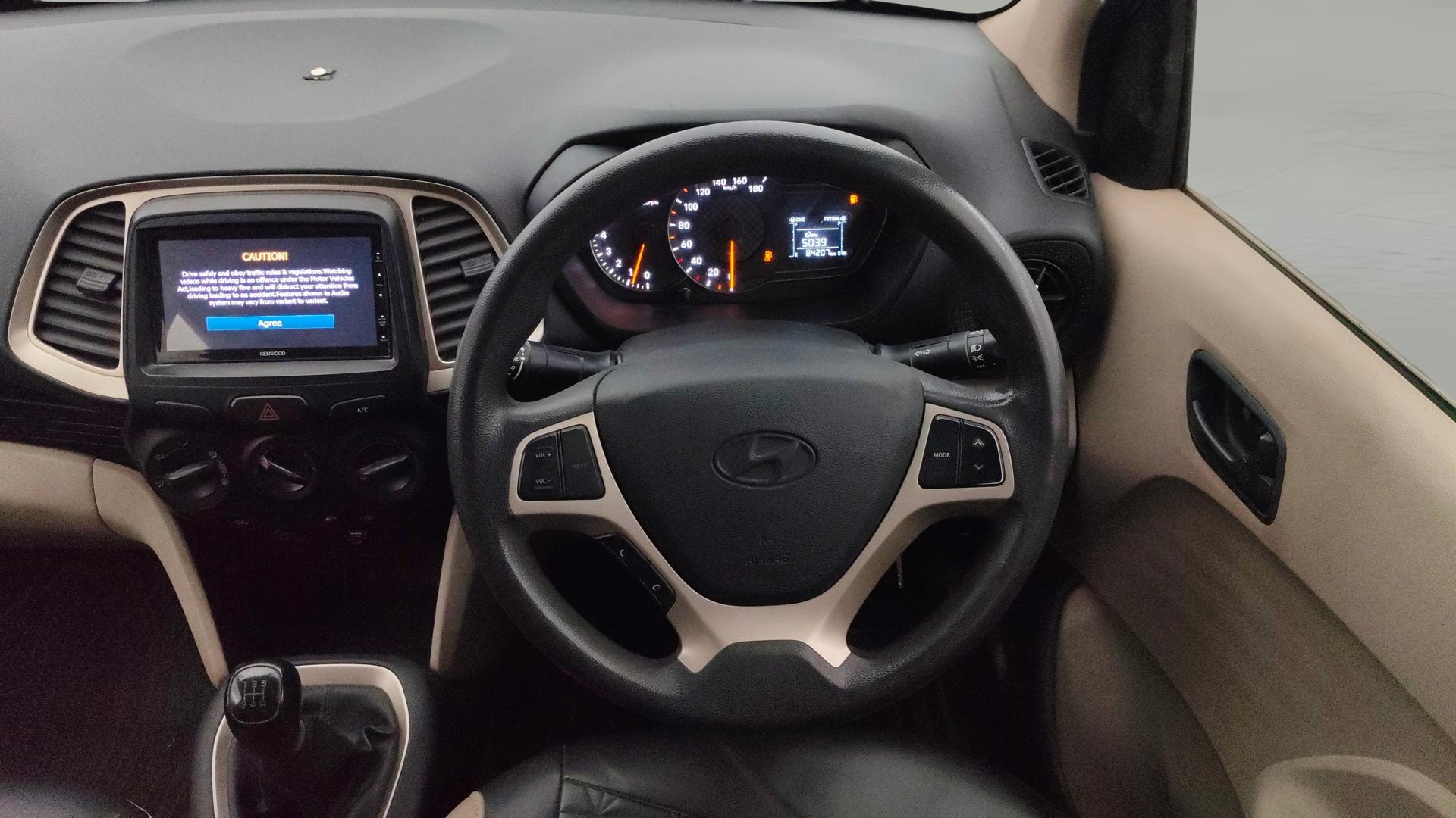 View 2020 Hyundai New Santro D-Lite Petrol Image 20 Used 2020 Hyundai New Santro D-Lite Petrol Image 20