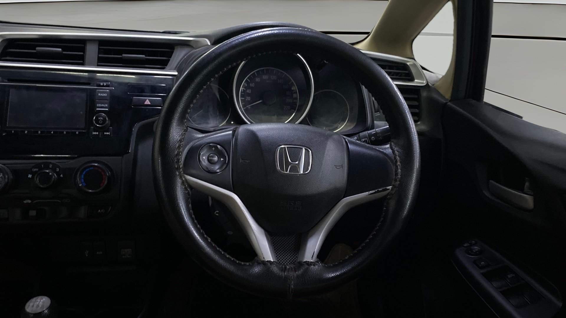 View 2017 Honda Jazz E MT Diesel Image 12 Used 2017 Honda Jazz E MT Diesel Image 12