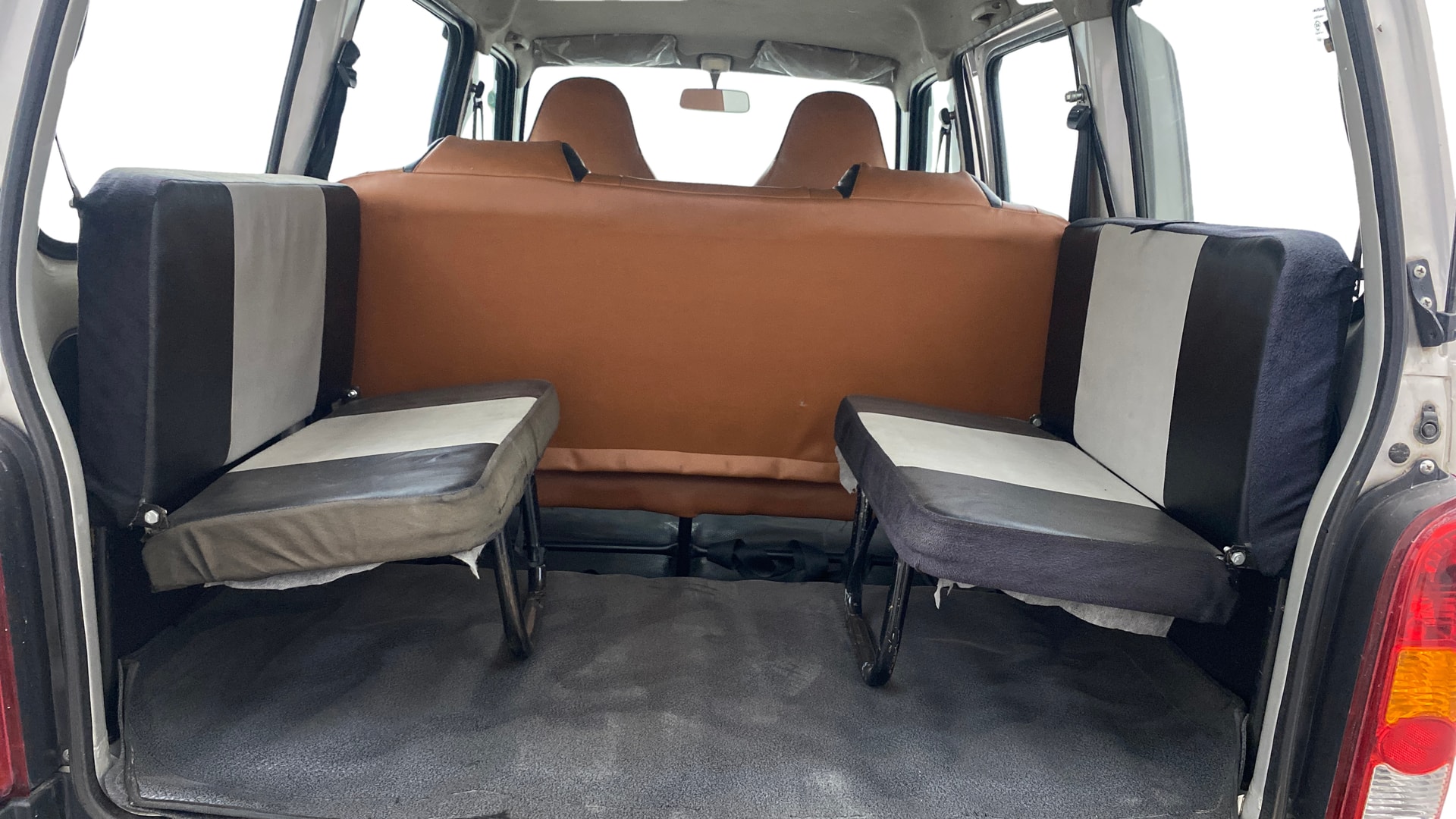 View 2019 Maruti Suzuki 1000 Base Variant Image 13 Used 2019 Maruti Suzuki 1000 Base Variant Image 13