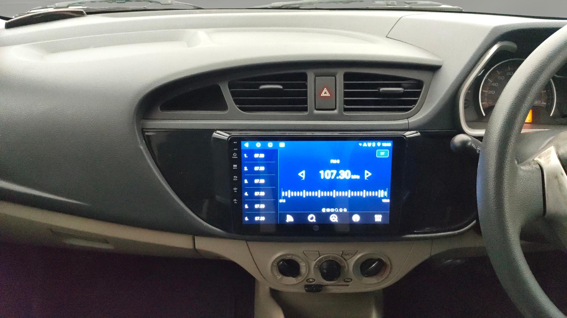 View 2016 Maruti Suzuki Alto K10 LX Image 17 Used 2016 Maruti Suzuki Alto K10 LX Image 17