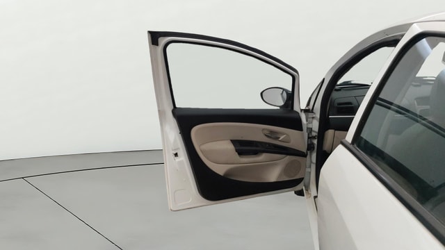 View Fiat Linea Image 32 Used Fiat Linea Image 32