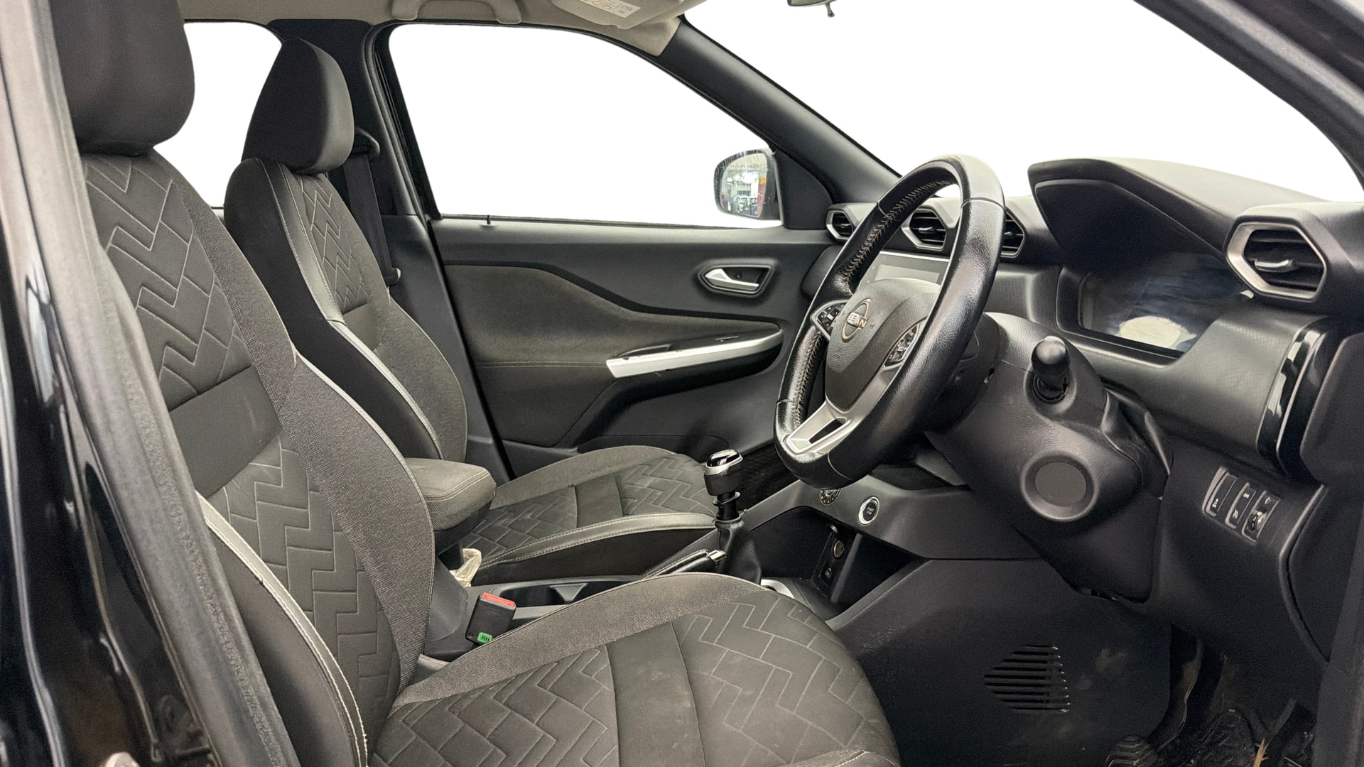 View 2023 Nissan Magnite XV Premium Image 27 Used 2023 Nissan Magnite XV Premium Image 27