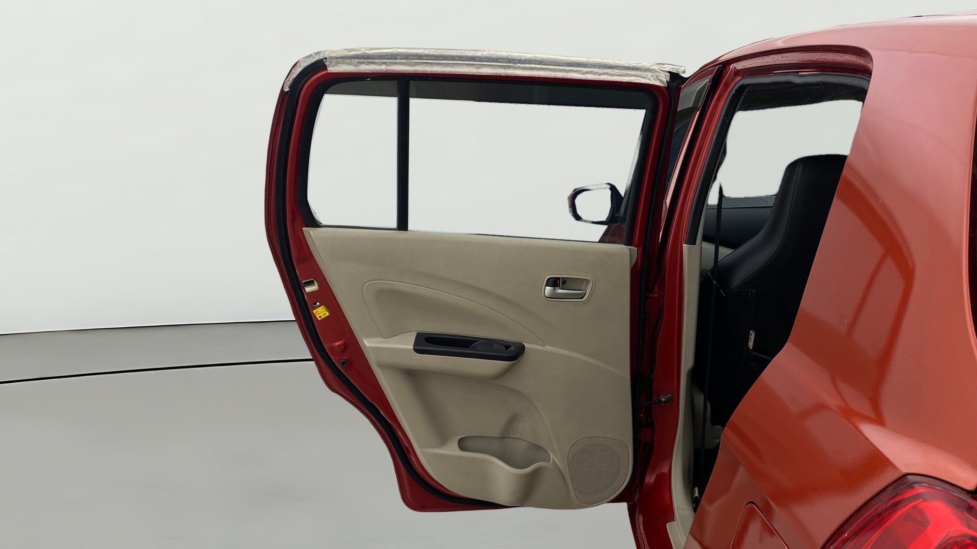 View 2018 Maruti Suzuki 1000 Base Variant Image 22 Used 2018 Maruti Suzuki 1000 Base Variant Image 22