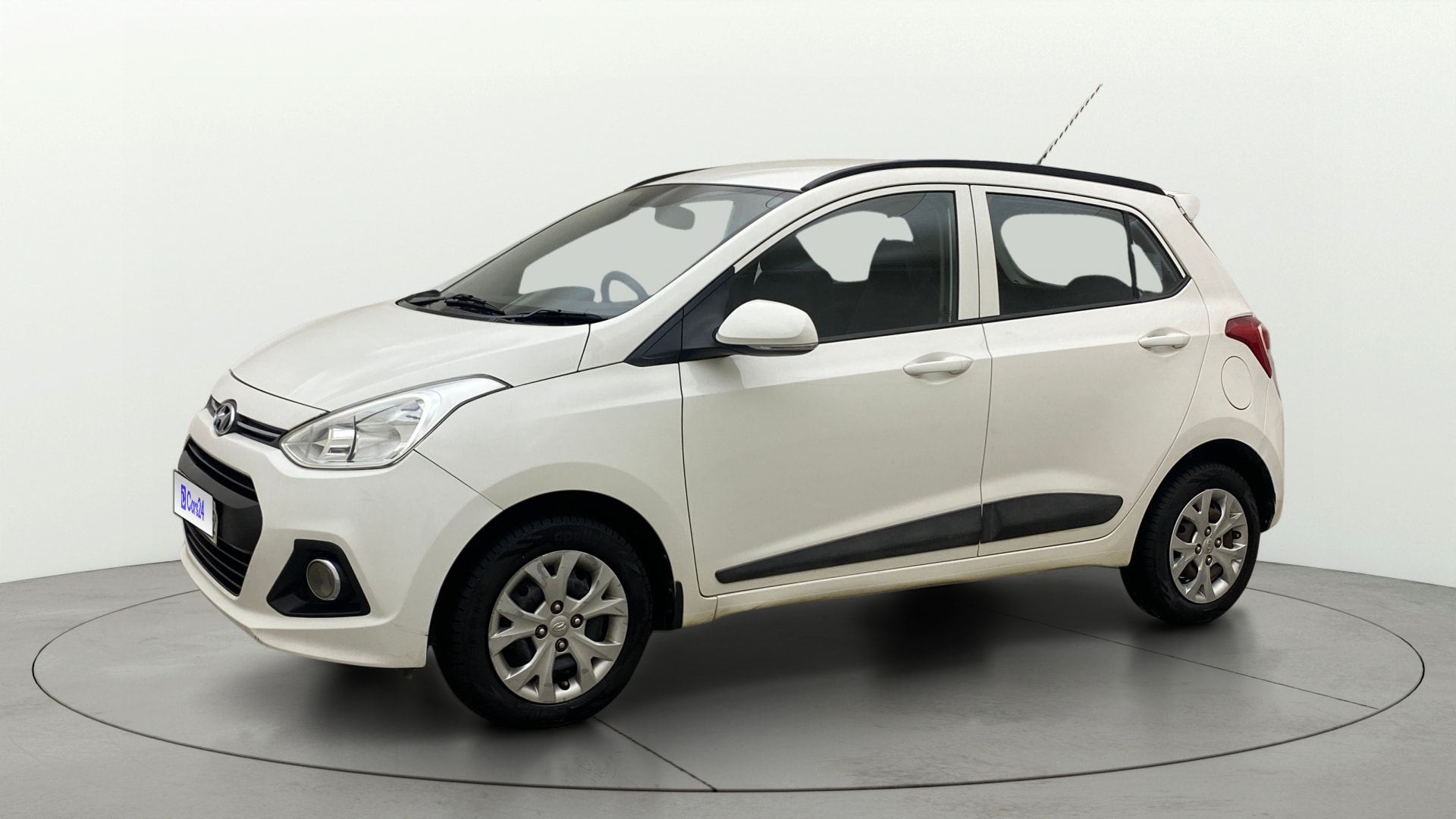 View 2017 Hyundai Grand i10 1.1 Sportz Diesel Image 34 Used 2017 Hyundai Grand i10 1.1 Sportz Diesel Image 34