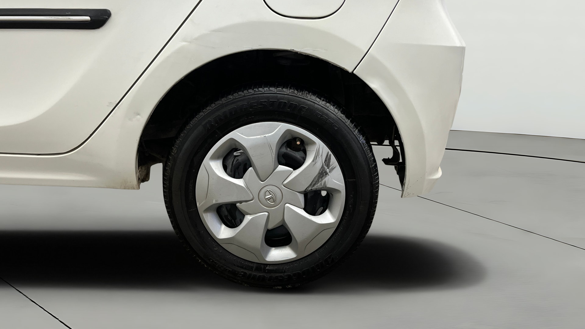 View 2021 Tata Tiago Revotorq XB Image 11 Used 2021 Tata Tiago Revotorq XB Image 11