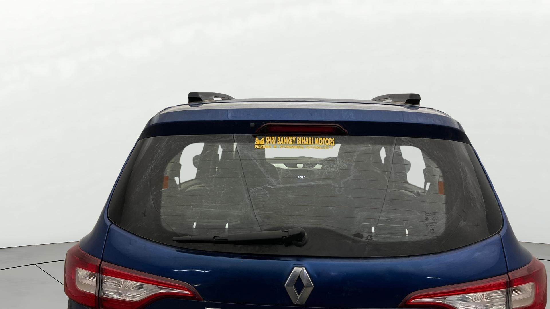 View 2021 Renault Triber RXZ Image 4 Used 2021 Renault Triber RXZ Image 4