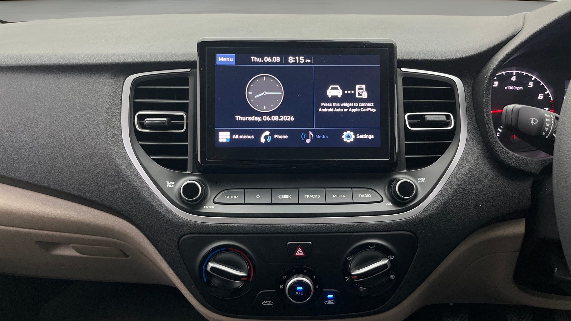 View 2022 Hyundai Verna 1.5 VTVT S Plus MT Image 17 Used 2022 Hyundai Verna 1.5 VTVT S Plus MT Image 17