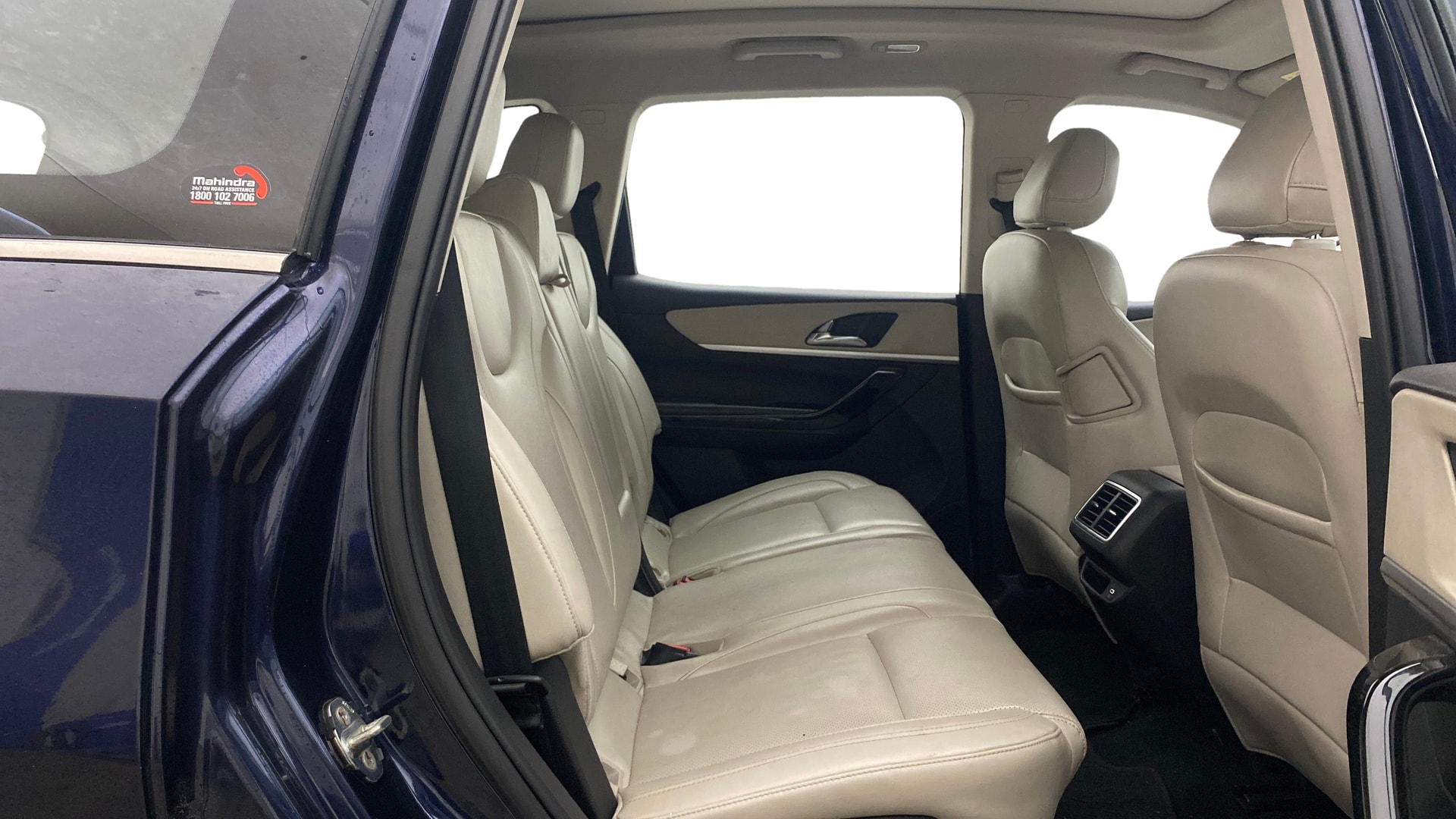 Used 2022 Mahindra XUV700 Used 2022 Mahindra XUV700